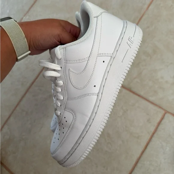 Nike Air Force 1 🤍 - Picture 4 of 8
